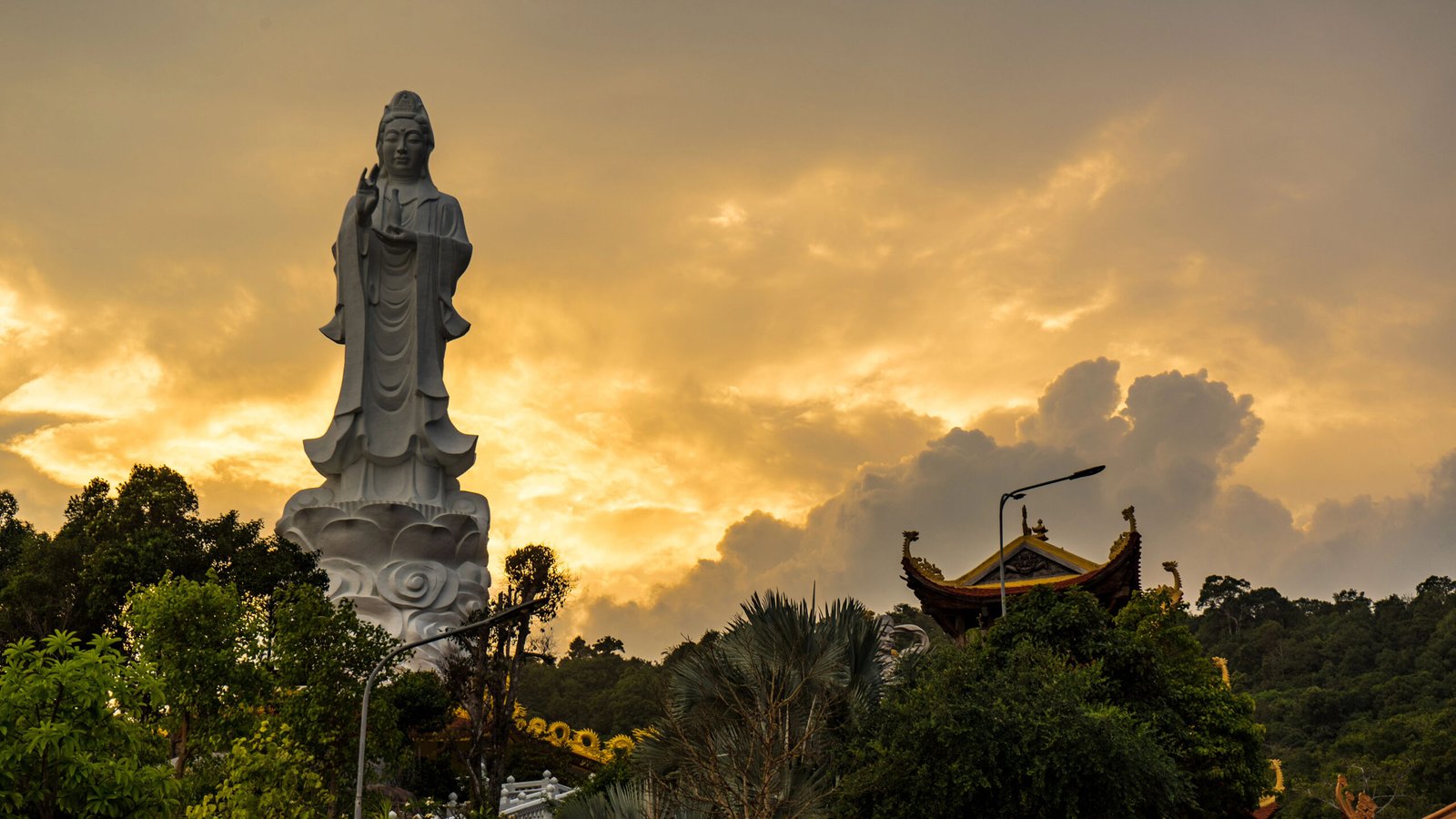 Ho Quoc Pagoda Ho Quoc Pagoda